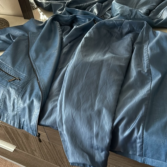 Alfani  leather jacket. - Picture 17 of 17